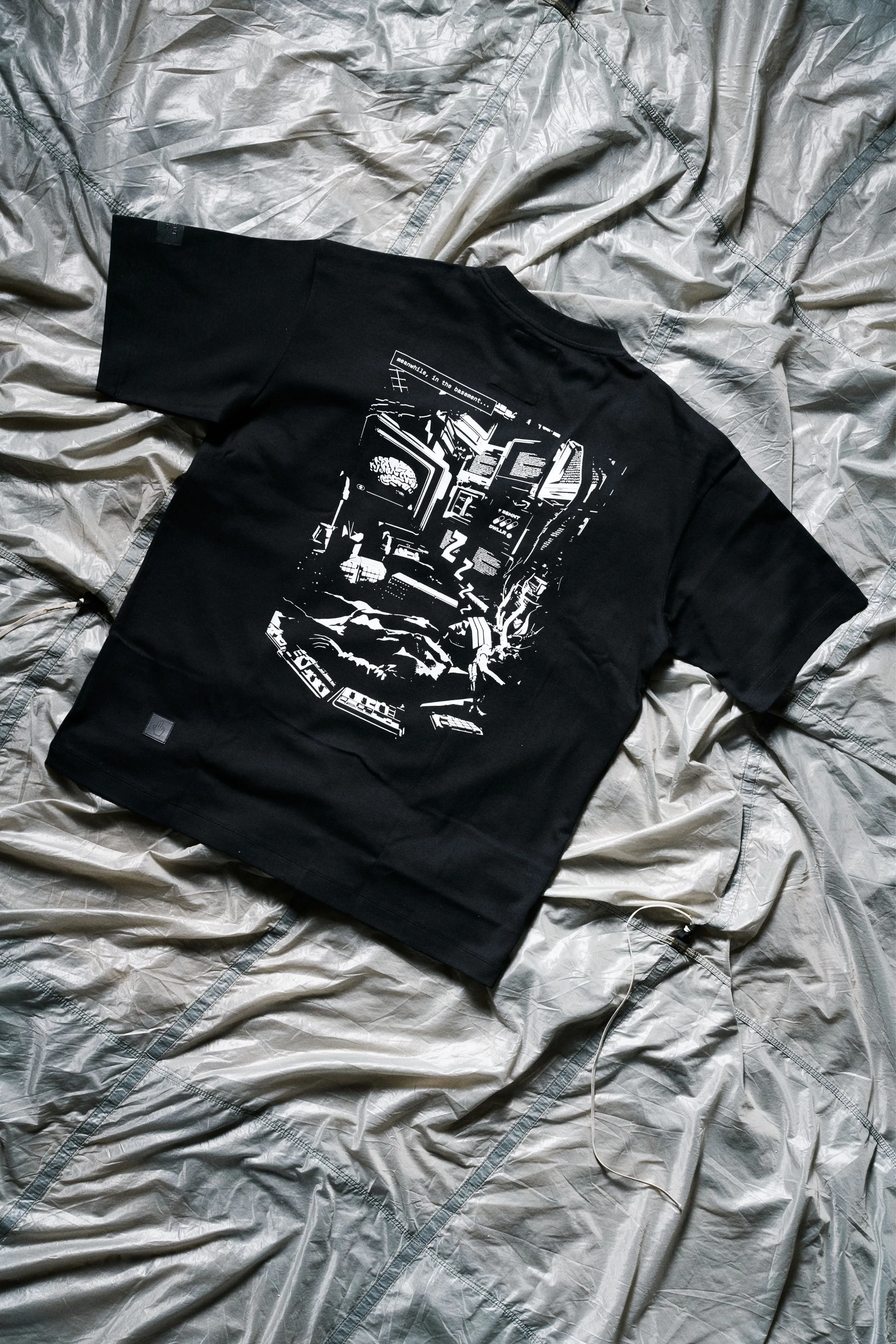 BASEMENT DWE//ER Short Sleeve T-Shirt Shirt Black