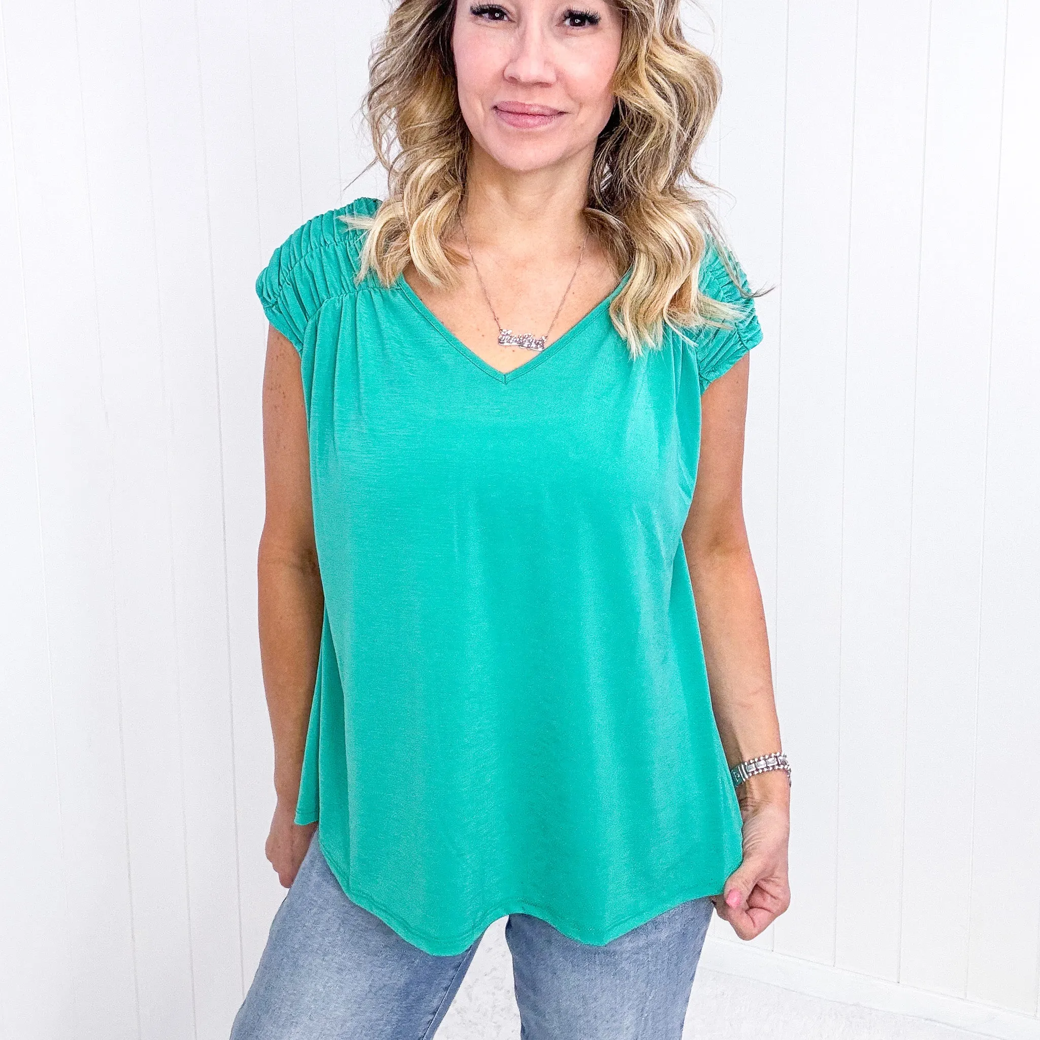 Dear Scarlett Ruched Cap Sleeve Top in Emerald