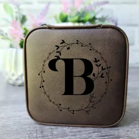 Monogrammed Initial in Floral Circle | Travel Jewelry Box