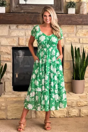 Relaxing Stroll Floral Flutter Sleeve Maxi Dress : Green/White